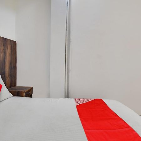 Hotel O Golden King Guest House Nové Dillí Exteriér fotografie